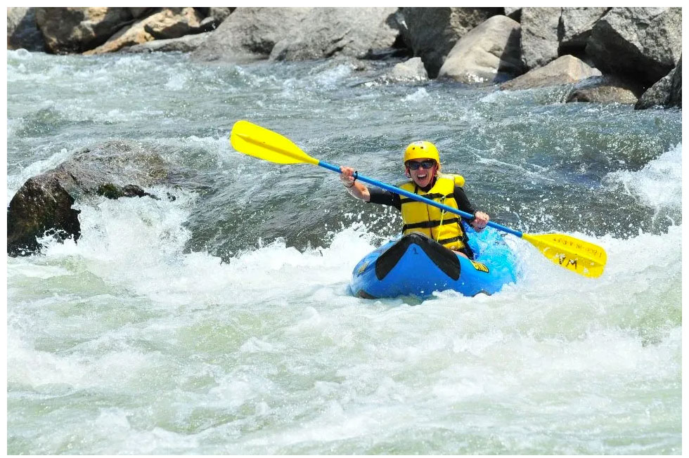 Sara Schulting Kranz white-water kayaking
